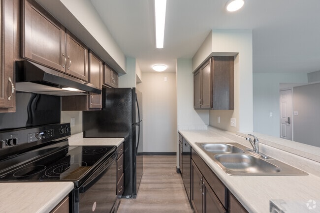 2BR, 1BA - 949SF - Kitchen