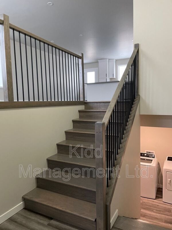 Photo - 6285 Monterey Rd W