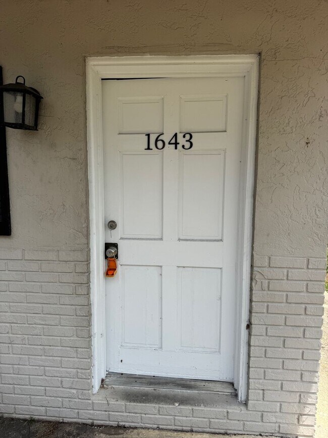 Photo - 1643 NE 70th St