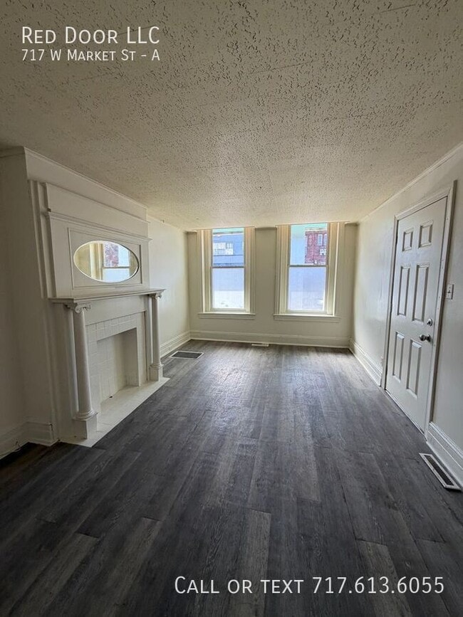 Building Photo - 717 W Market St Unit A