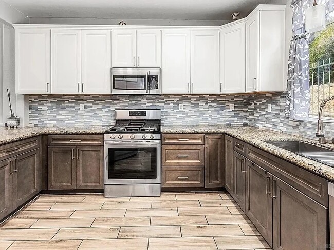 Photo - 4730 Milano Way