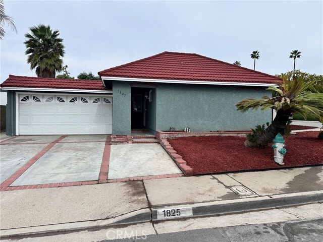 Building Photo - 1825 Skywood St