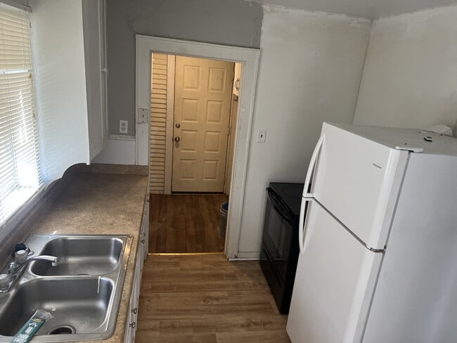 Photo - 801 E 22nd St