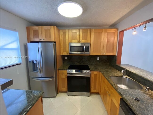 Photo - 1740 Jefferson Ave Unit 2