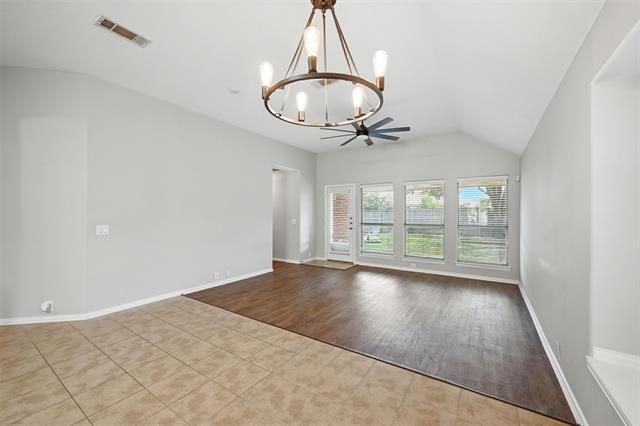 Photo - 2217 Kingsdale Ct