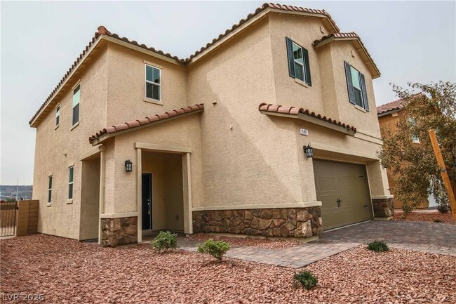 Building Photo - 1417 Overseer Ave