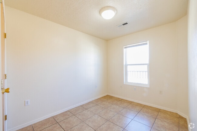 2BD, 1BA - 850SF - Secondary Bedroom