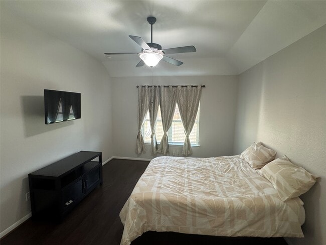 Photo - 5310 Royal Press Dr