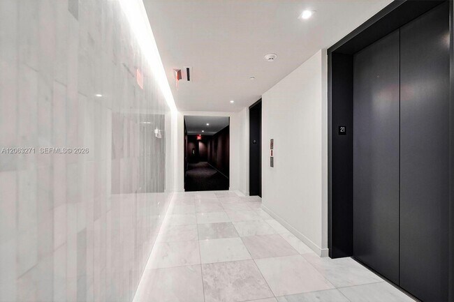 Photo - 88 SW 7th St Unit 2106