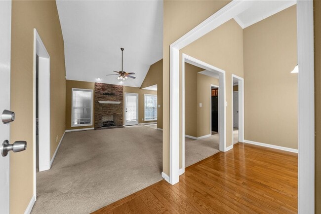 Photo - 4 Bedroom Pet Friendly Home For Rent With ...