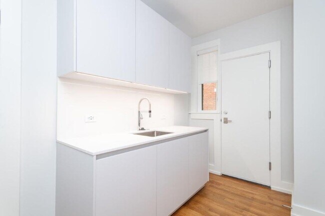 Photo - NO FEE! Gorgeous Central Square 1 bedroom available - A/C, laundry in unit, ht & hw included