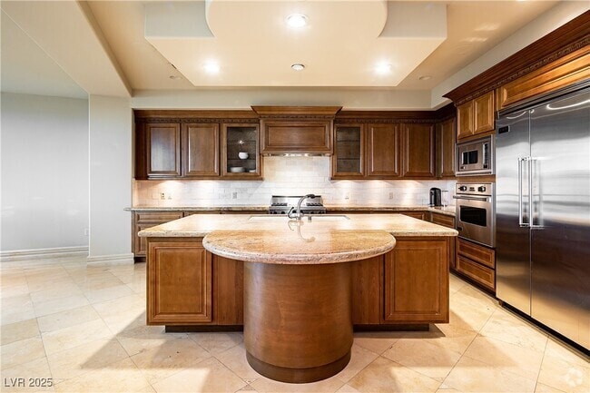 Building Photo - 9101 Alta Dr Unit 16 Rental
