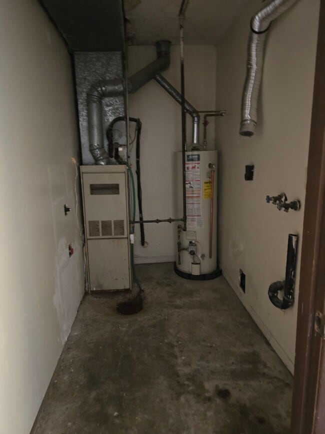 Photo - 2906-2908 N. Willowbrook Unit 2908 N. Willowbrook