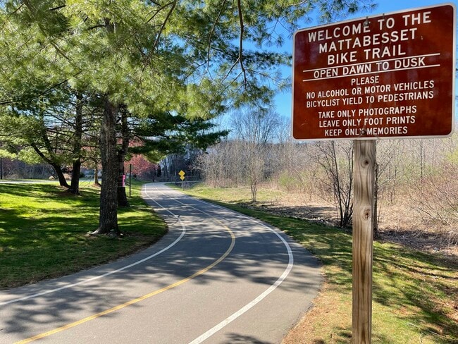 Photo - Hunter's Crossing