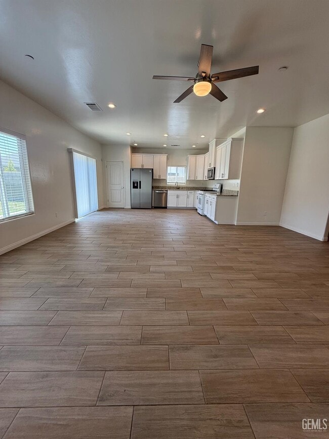 Photo - 3915 Costa Del Sol Ln