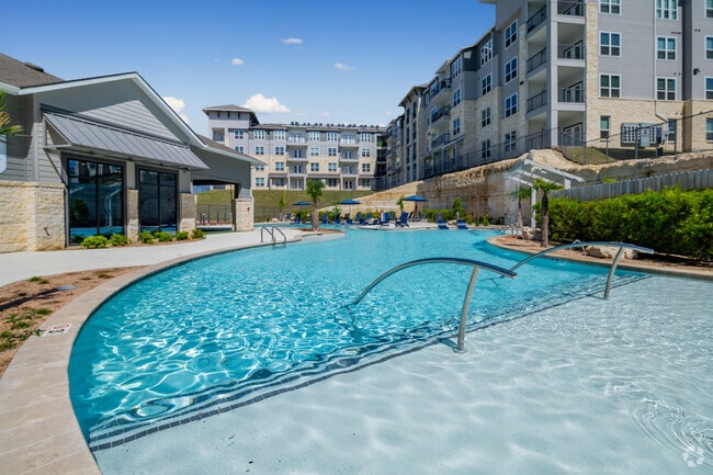 Pool - Vue at Sonoma Verde