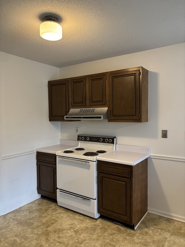 Photo - 408 W Harnett St