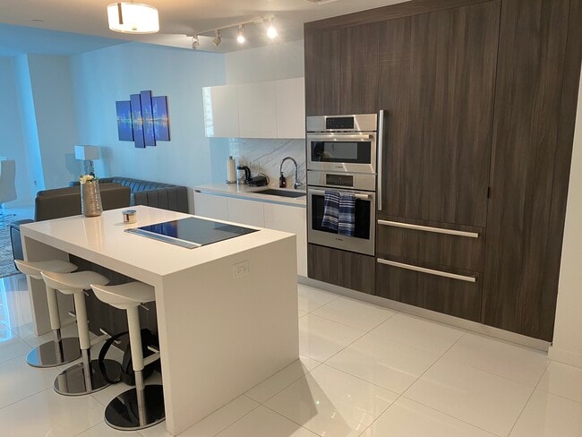 Photo - 851 NE 1st Ave Unit 1105