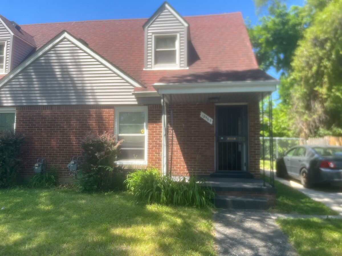 Photo - 18563 Evergreen Rd