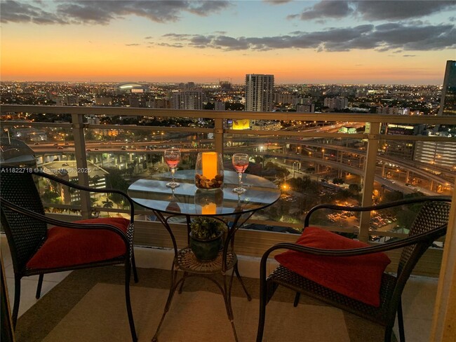 Photo - 90 SW 3rd St Condo Unit 4107