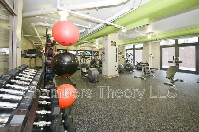 Photo - 1021 N Garfield St Unit #525