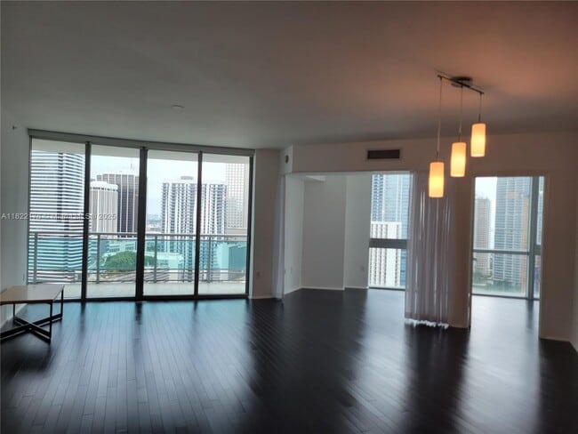 Building Photo - 350 S Miami Ave Unit 2601 Rental