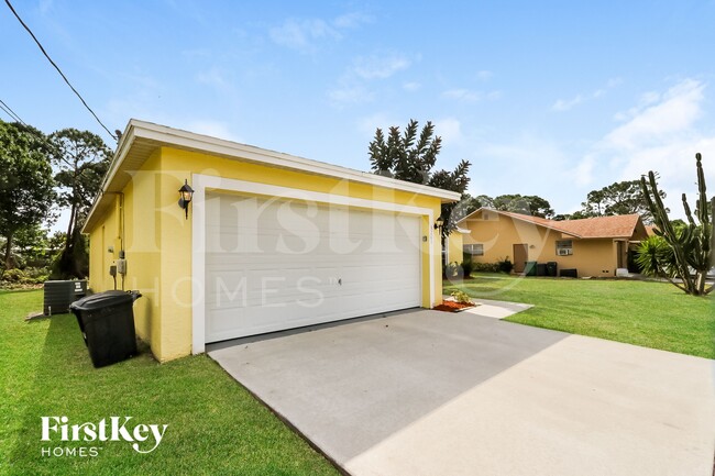 Photo - 3201 SW Collings Dr