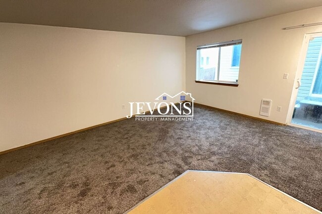 Photo - 4538 S Warner St Unit A