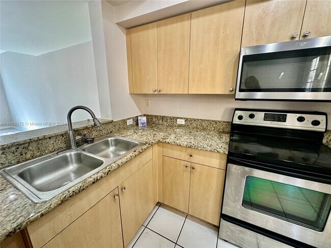 Photo - 2941 NE 185th St Unit #1301