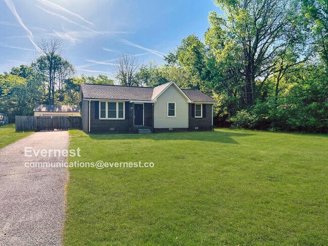 Photo - 305 Shirley Rd House