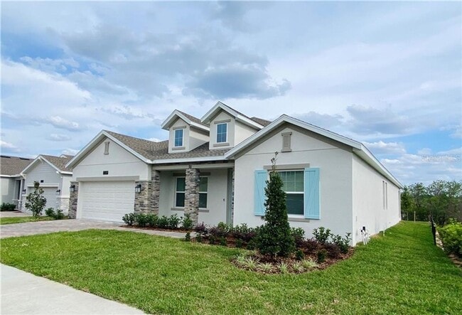 Photo - Gorgeous brand new house 4 bedrooms 3.5 bathrooms lake view