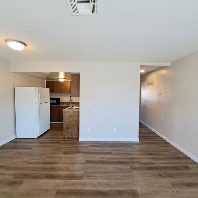 Photo - 4708 Thunderbolt Ave Unit 2