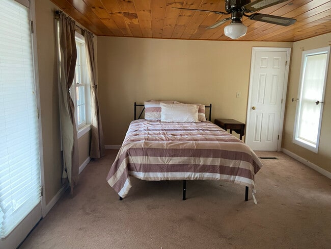 Photo - 915 Suncook Valley Rd