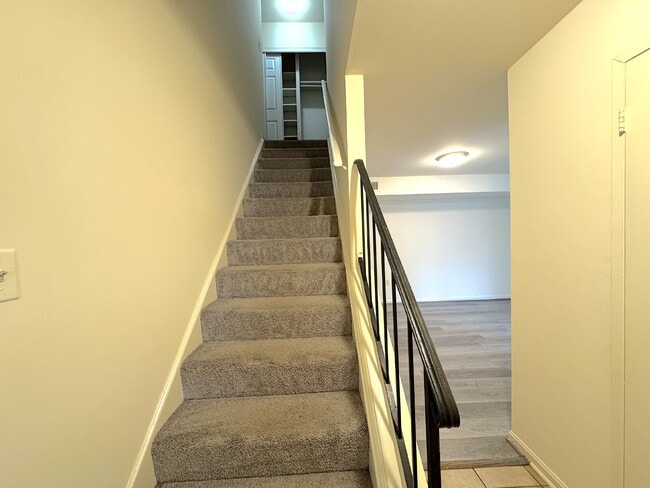 Photo - Charming Townhome in Prime Annandale Location