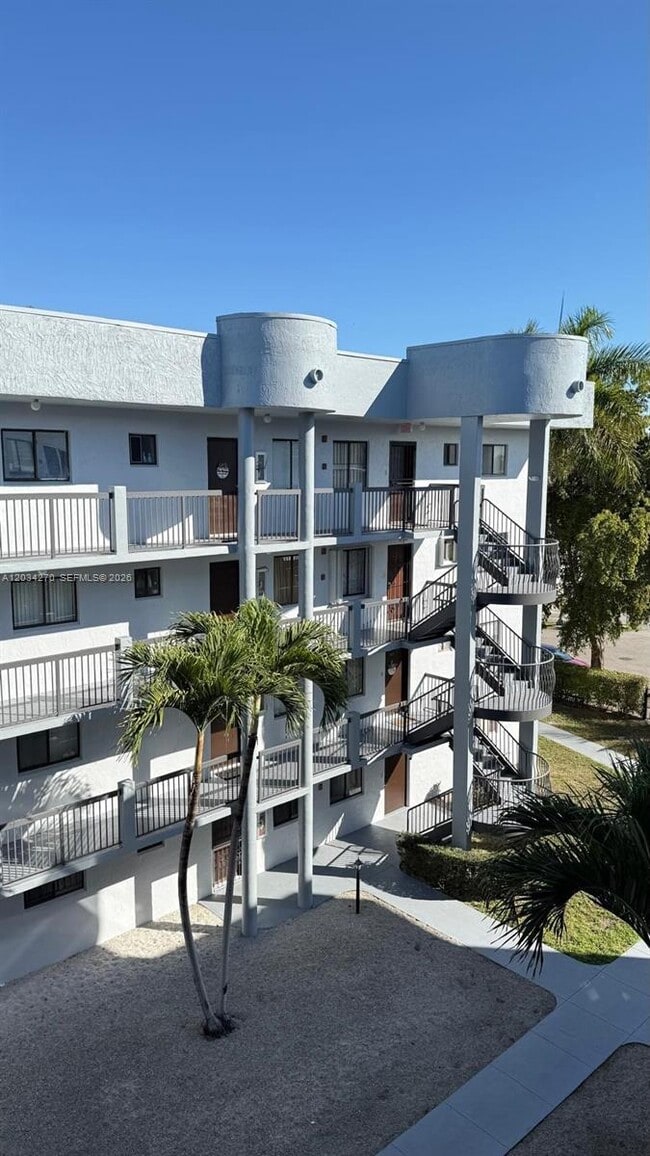 Photo - 5400 W 21st Ct Unit 306