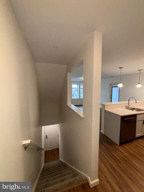 Photo - 200 Hamilton Ave Unit 213