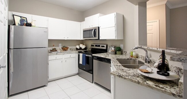 Breckenridge Apartments