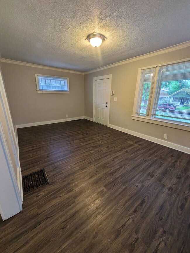 Photo - Beautiful 3 Br 1 Ba in Heart of KC MO