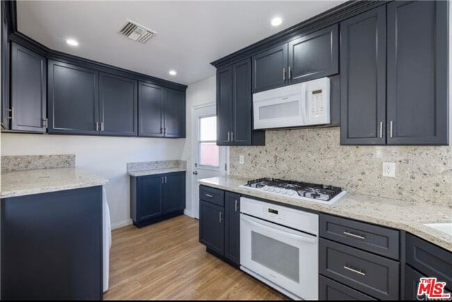 Photo - 3653 Chariette Ave Casa