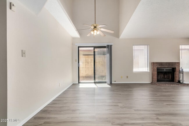 Photo - 10023 W Sells Dr