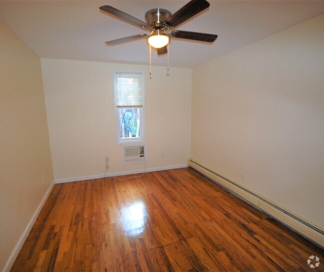 Building Photo - 610 E 187th St Unit 1 Rental