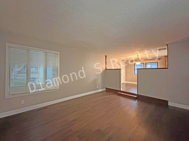 Photo - 3417 S Virginia Ave