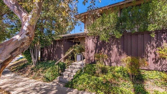 Building Photo - 28803 Oakpath Dr Rental