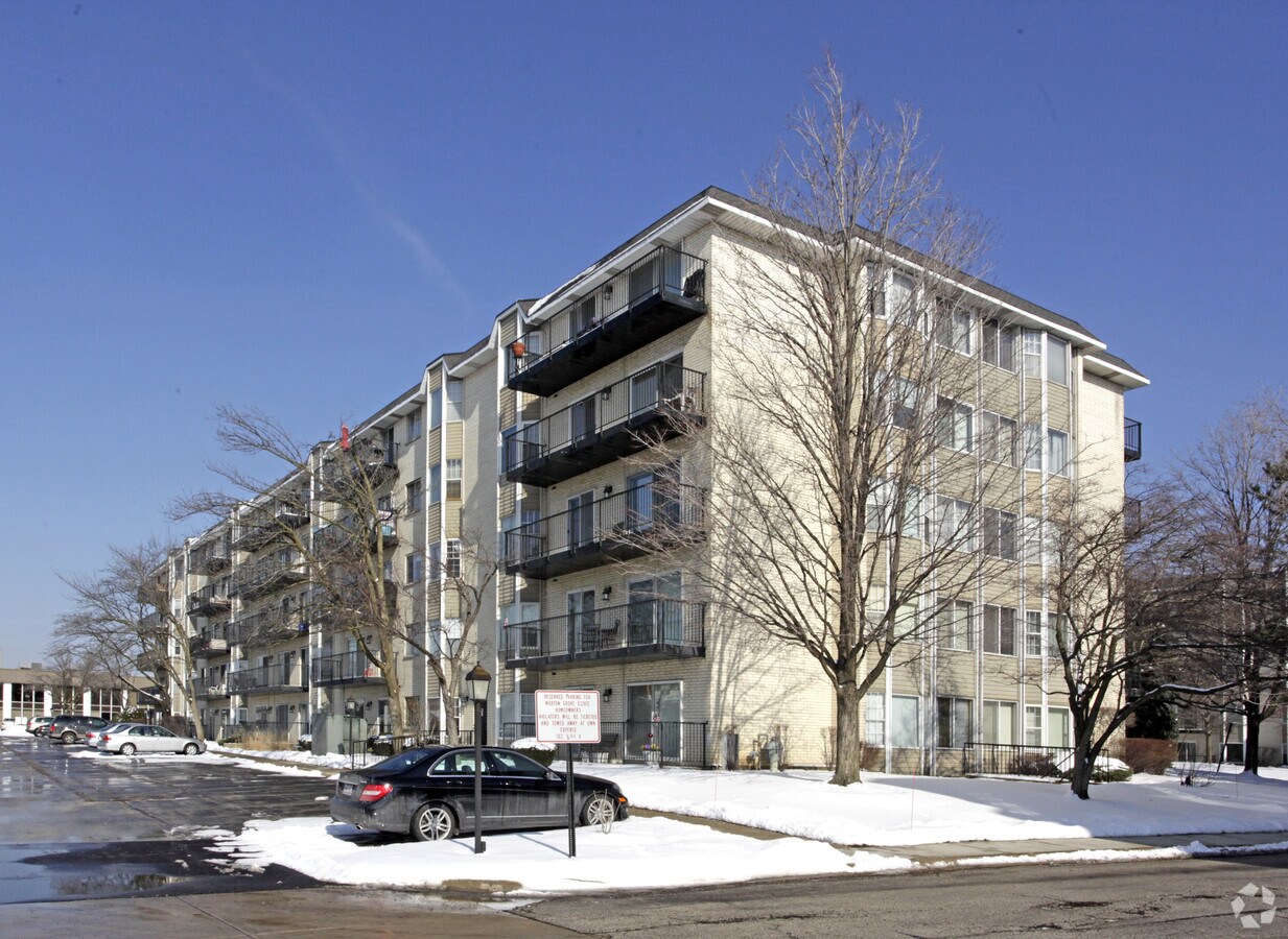 Photo - Morton Grove Estates