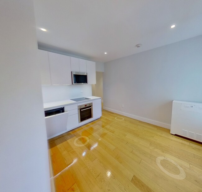 Photo - 42 Radnor Rd