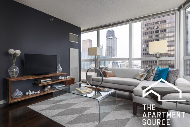 Photo - 345 E Ohio St Unidad 2BR2BA