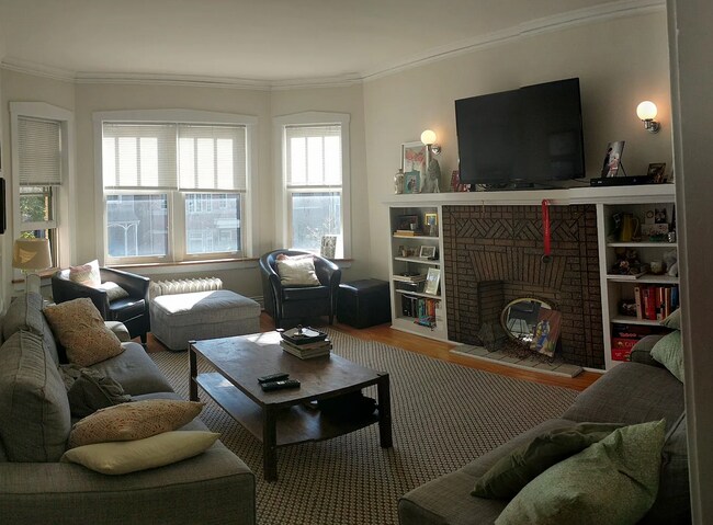 Photo - 827 W Wrightwood Ave Unit 1