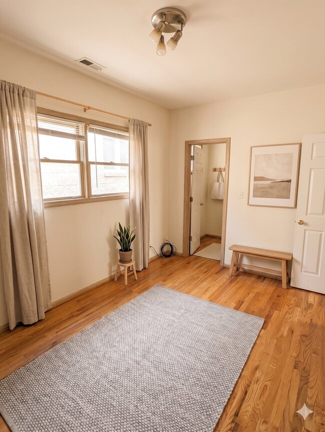 Photo - 1443 W Walton St Unit 3