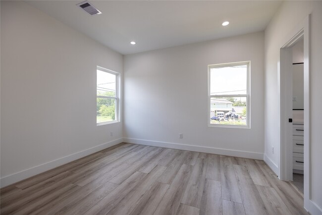 Photo - 1816 West St