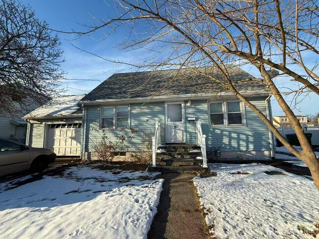 Photo - 11 S Pelham Ave